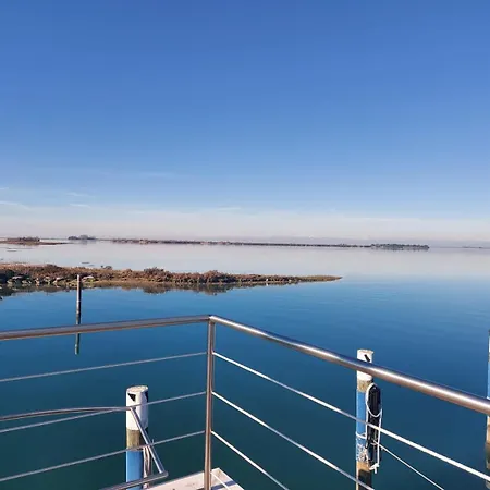 Nyaraló Floating Grado