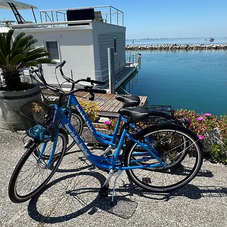 Floating * Γκράντο